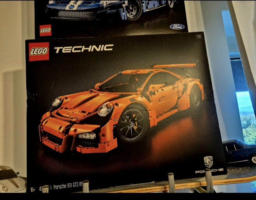 Lego Technic Porsche 911 GT3 RS 42056