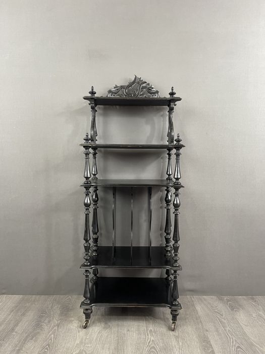 Антикварна етажерка в стилі Наполеона III