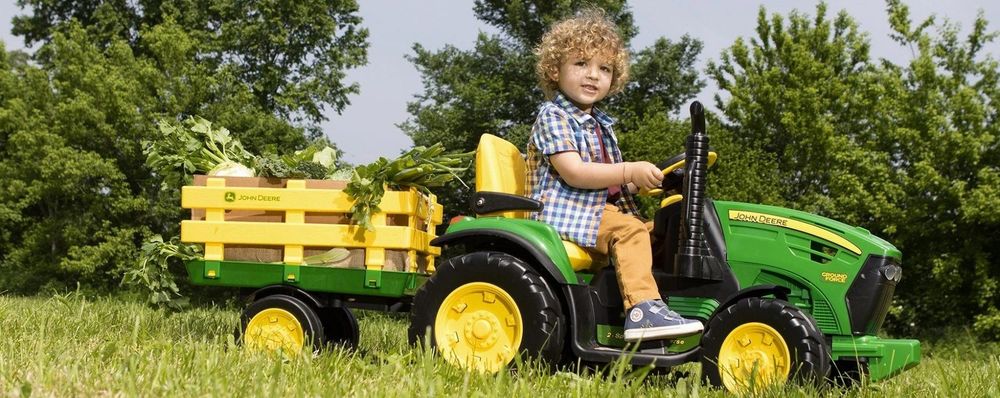 Traktor Na akumulator Peg Perego John Deere Power Pull z Przyczepą