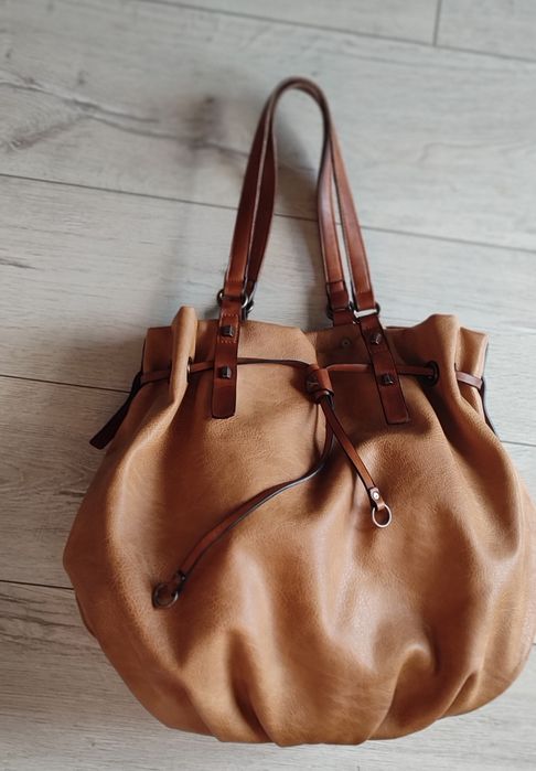 Duża torebka na ramię