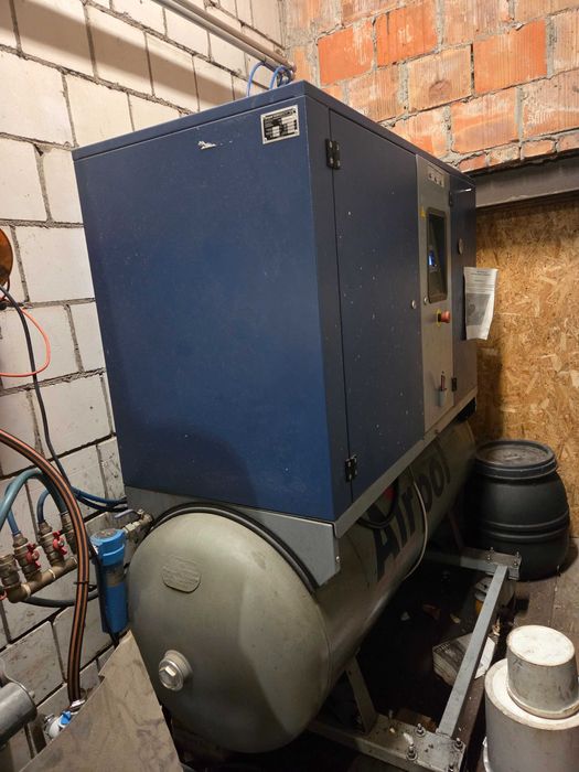 Kompresor śrubowy Airpol 15 kW sprężarka falownik osuszacz zbiornik