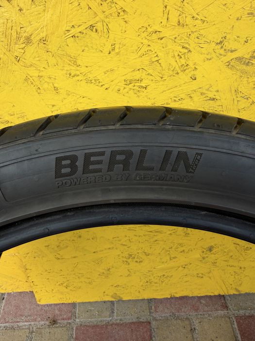 Шини Резина 275.35 R19 і 245.40 R19 Літо
