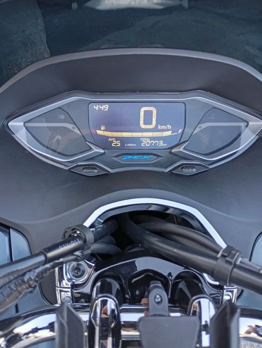 Honda pcx 125cc (2022)