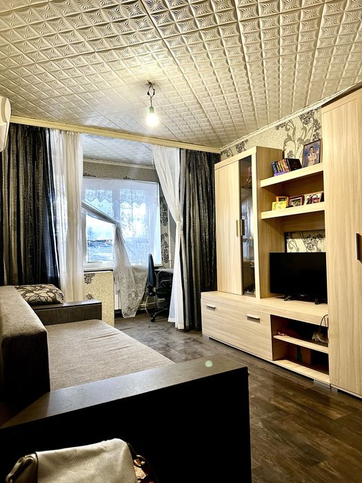 2-х ПівнГЗК, вул Черкасова, 22, 4/5, тепла, Ремонт, Меблі