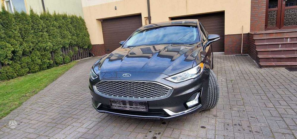 Ford Fusion 2019 гібрид