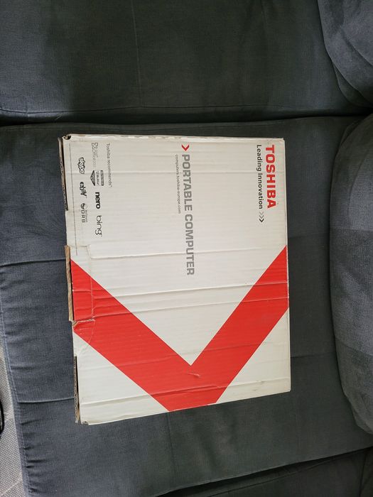 Laptop toshiba satelite P750-10C