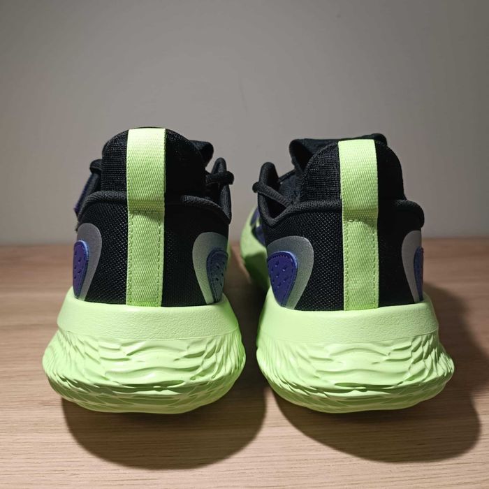 Under Armour Flow Futr X 4 SOS r. 45 (29 cm) Black/Purple