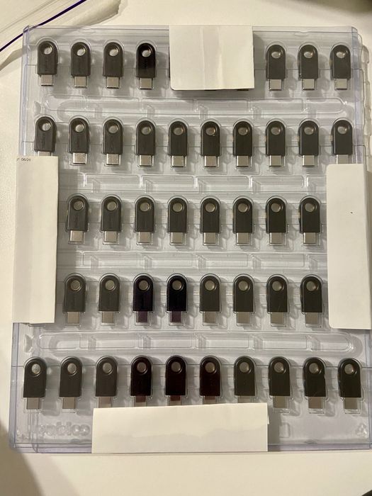 Ключ безпеки Yubico YubiKey 5C | FIDO2 | USB-C | Прошивка 5.4.3 | вітринний варіант без заводського блістера