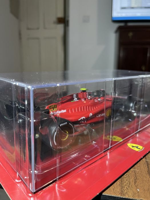 Ferrari F1-75 Carlos Sainz 1:24 Planeta DeAgostini – Nova, Selada