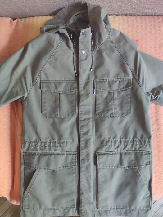 Куртка LEVI'S оливкового цвета, размер S, унисекс