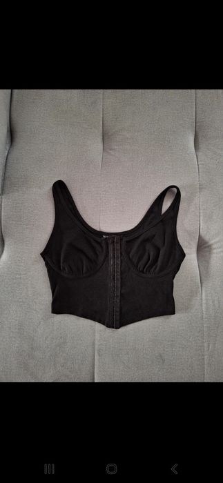 Czarny top gorsetowy s