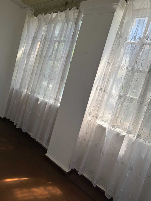 Житло віл власника, кімната в квартирі з меблями