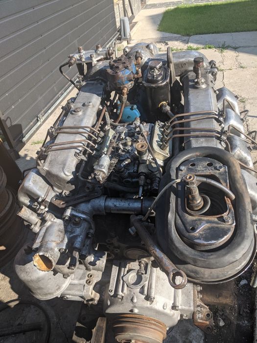 Двигун мотор Камаз Урал 740 запчастина Камаз 740 головки ГБЦ шатуни