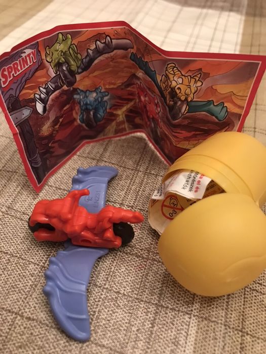 Мотоциклы из Киндер-сюрприз