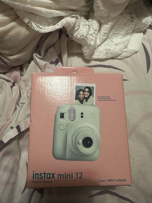 Instax mini 12 - como nova