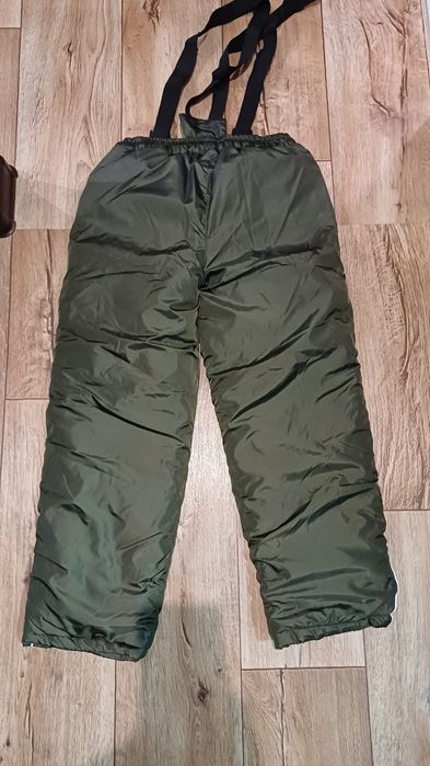 Новые зимние штаны 146-152 см