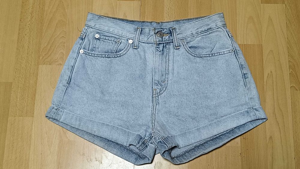 Krótkie spodnie jeansowe LEVIS PREMIUM r.S stan bardzo dobry
