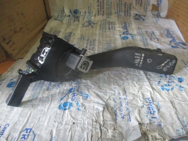 Conjunto / manetes de luzes e limpa vidros SKODA Octavia II Break (1Z5