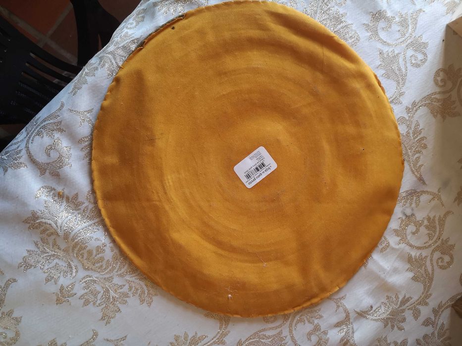 Individual circular dourado