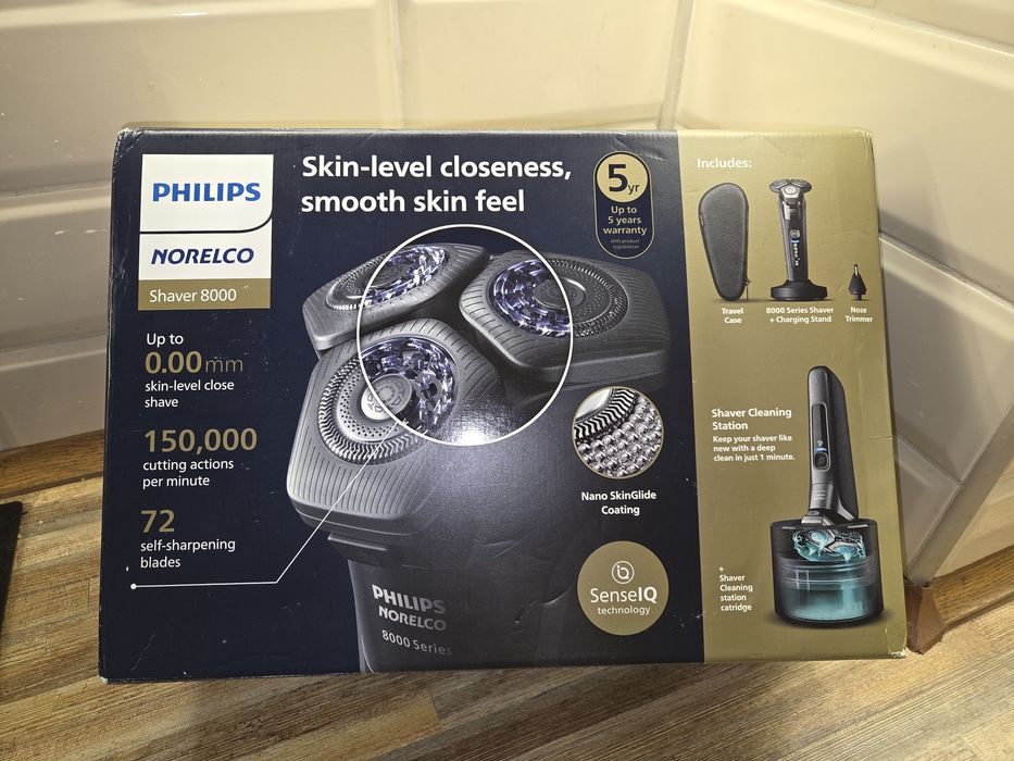 Бритва Philips Norelco Shaver Series 8000 S8696/86. Оригінал із США