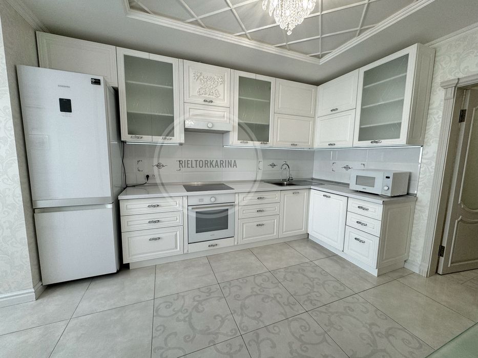 ЖК Рівʼєра/Намив 3кімн квартира з ремонтом 3 поверх з 9