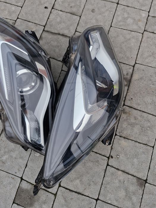 Фара ліва права фари лінза Opel Insignia 2008-2016 LED