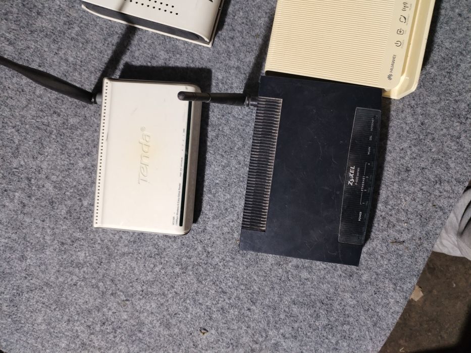 Продам роутера різні