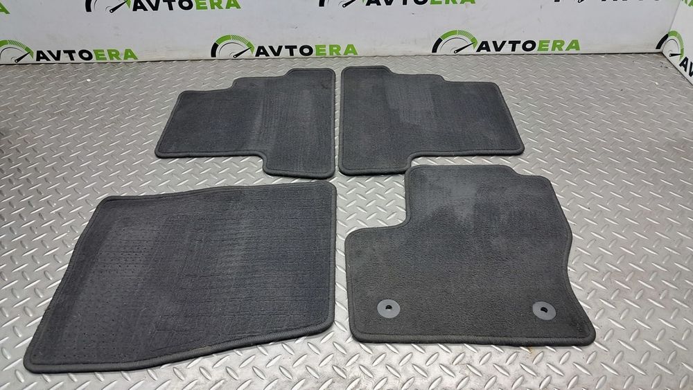Комплект ковриков ткань FORD ESCAPE MK3 13-19 FJ5Z7813300AB