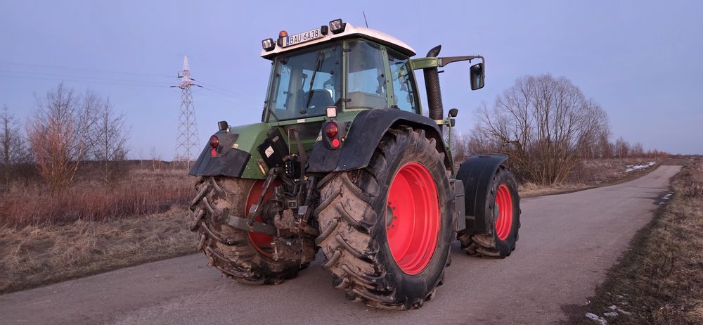 Ciągnik rolniczy Fendt 716 vario tms com3