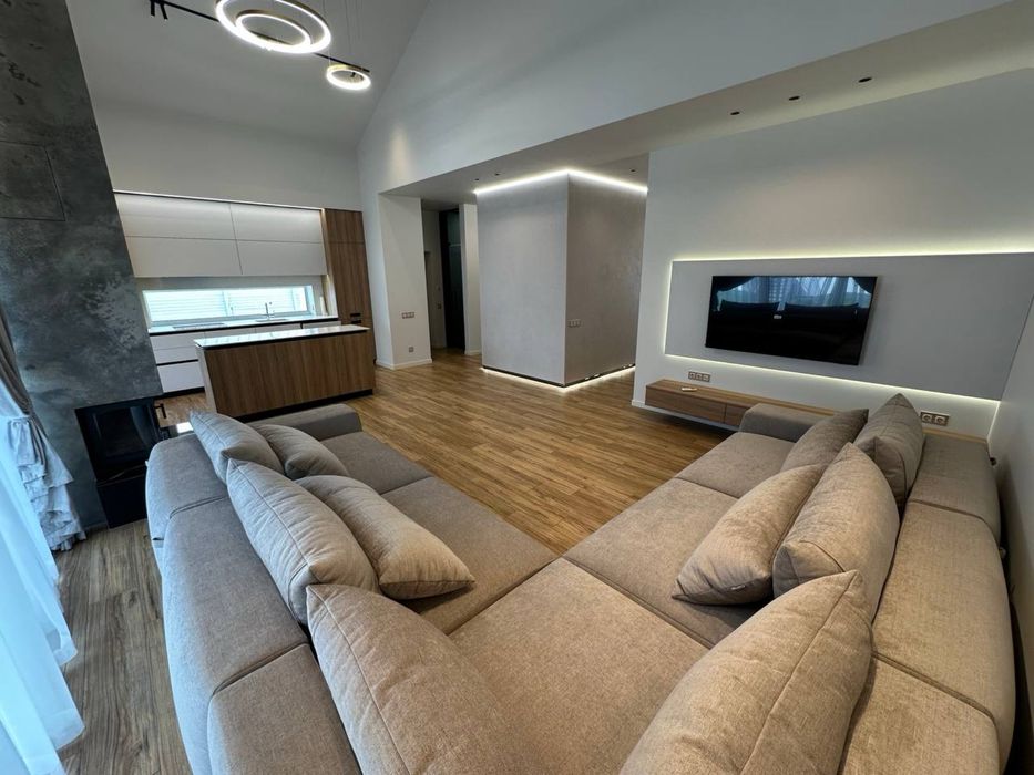 Продается дом в Царском Селе Новострой