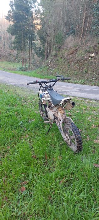 YCF 125cc Lite ( PitBike)