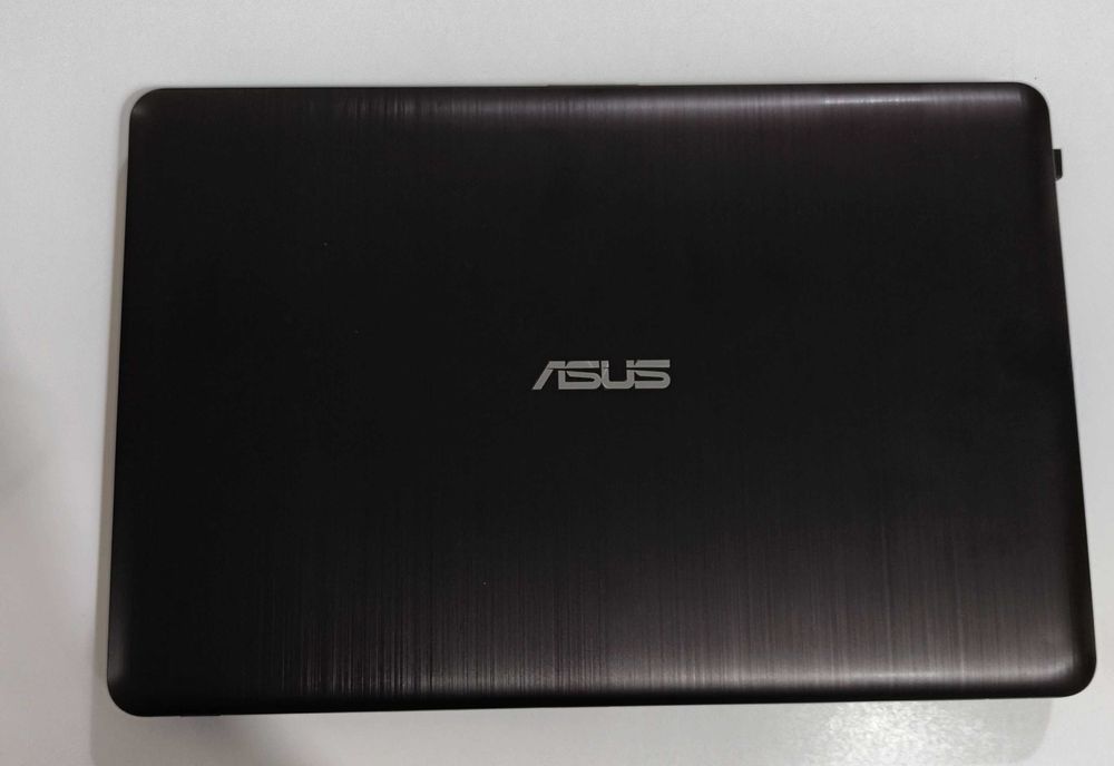 Portátil ASUS A540S, 15.6", 4GB RAM, 128GB SSD, bom estado, W11 PRO
