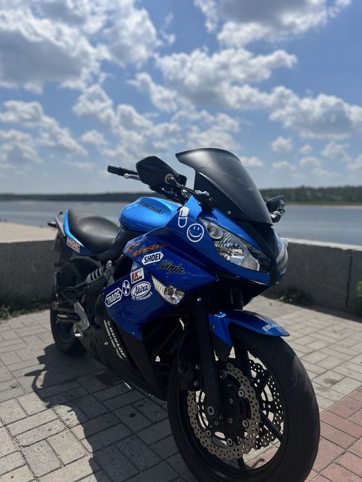 Kawasaki ninja 400 r