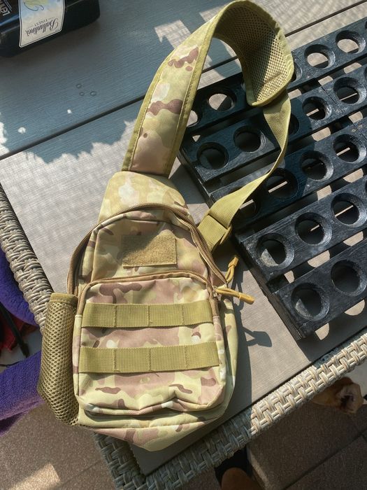 Барсетка мілітарі