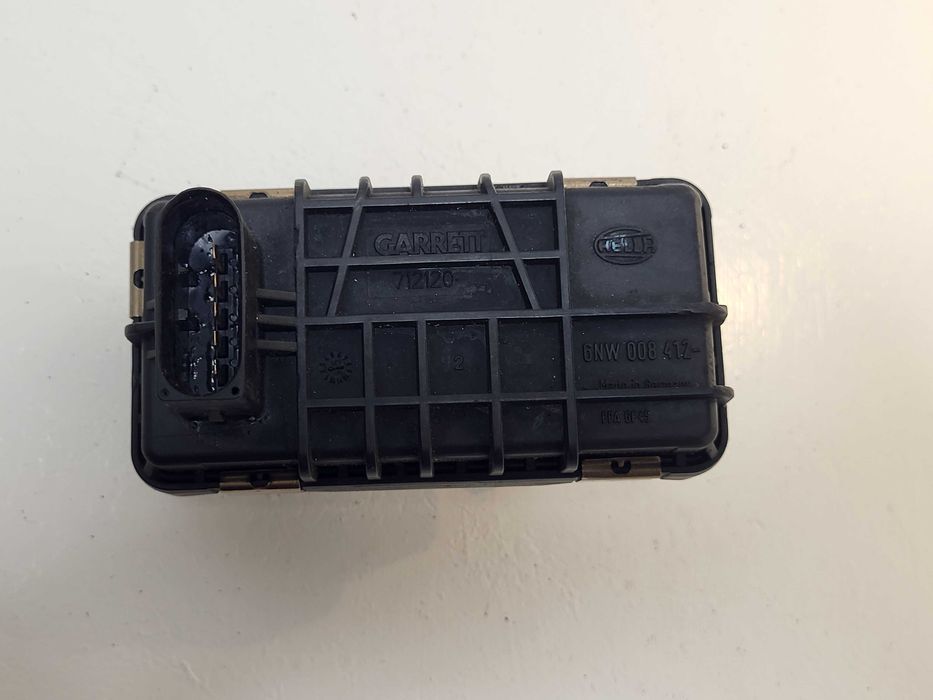 O atuador eletrônico de turbocompressor Garrett Mercedes 280 320 CDI