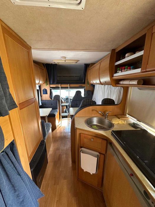 Auto Caravana Riviera