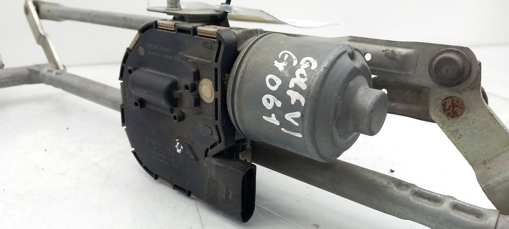 Motor limpa vidros frente VOLKSWAGEN Golf VI (5K1)