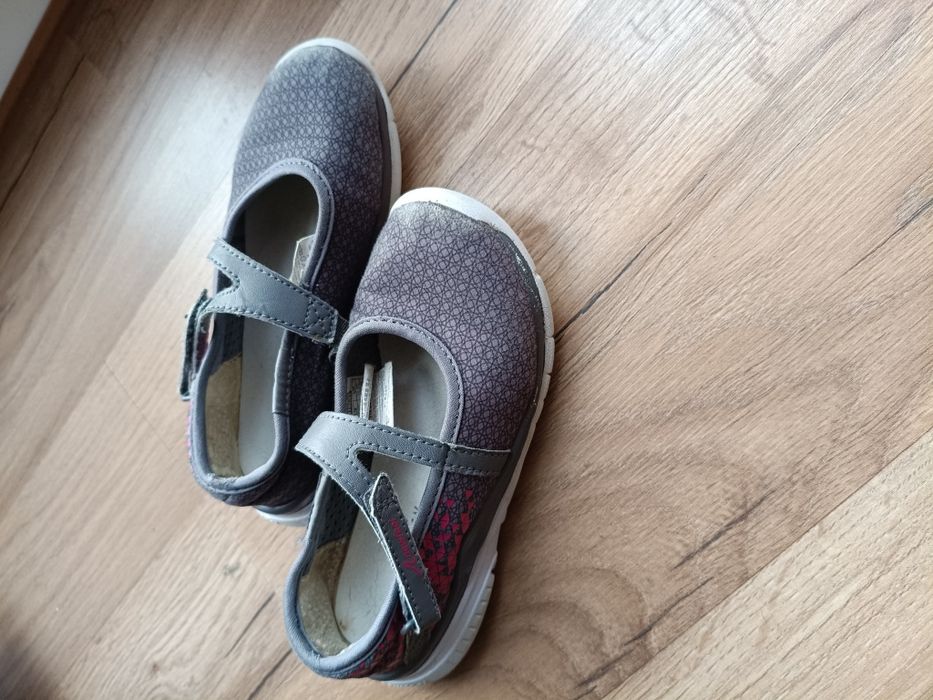 Buty, kapcie dla dziewczynki Decathlon 29