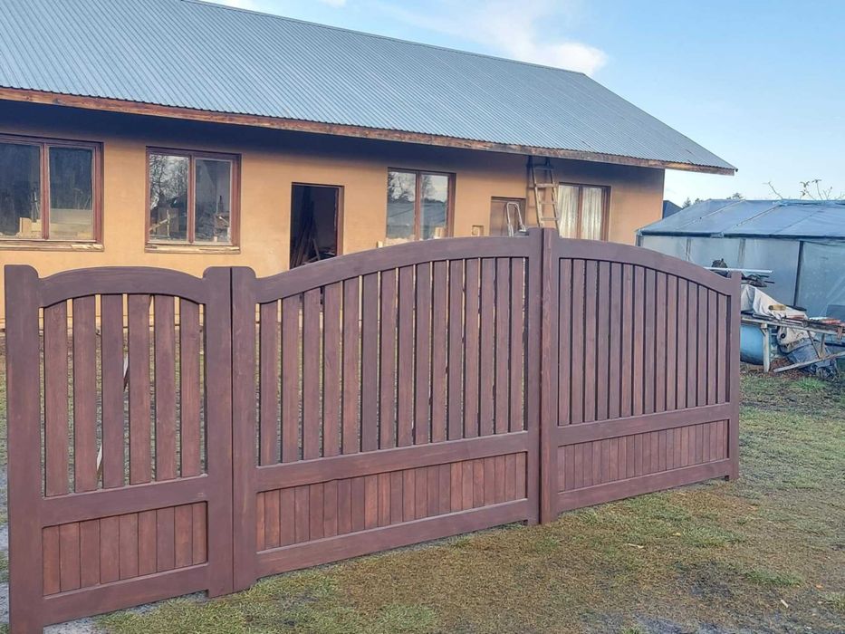 Brama wjazdowa drewniana
