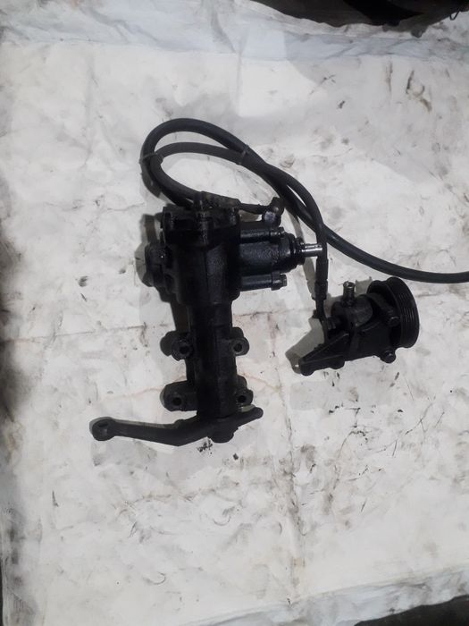 Гідропідсилювч руля на волгу .