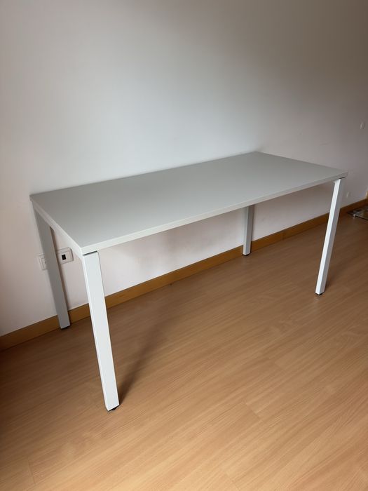 2 Mesas secretaria de escritorio