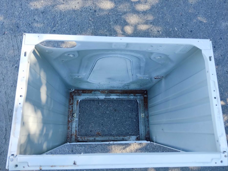 Корпус стиральной машинки Whirlpool AWS61212