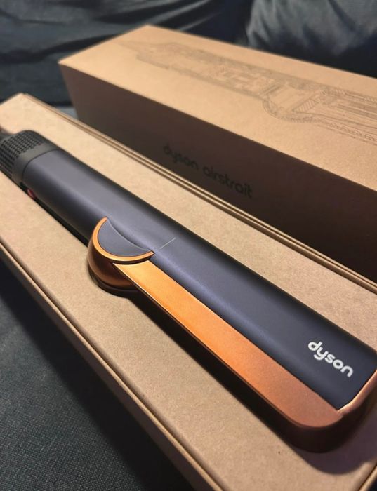 Prostownica dyson Airstrait ht01