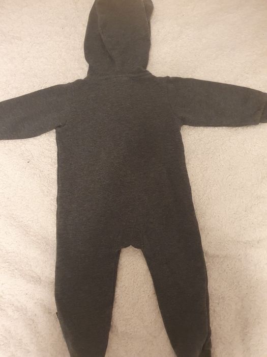 Zestaw kombinezon jesienny pajacyk czapka Batman 80 cm