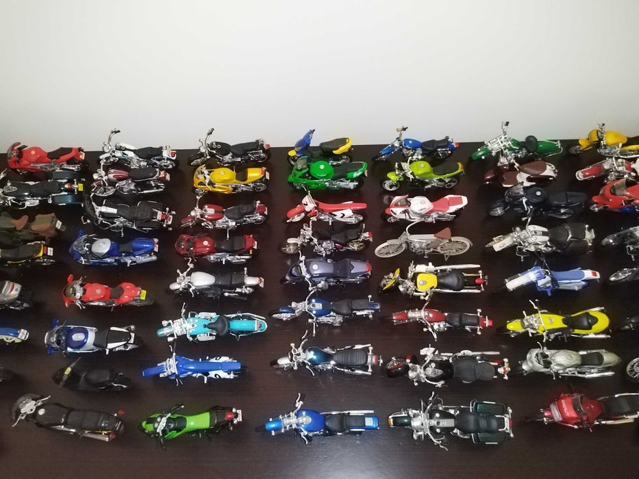 Motas miniatura 1:18