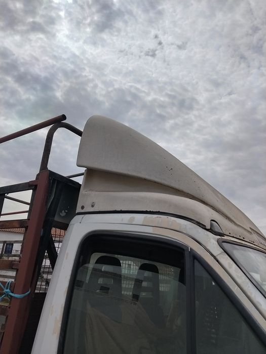 Vendo grade para carrinha de caixa aberta