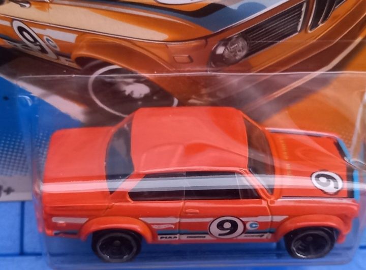 Bmw 2002 hot wheels