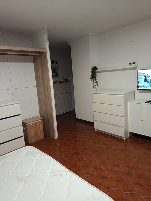 Quarto individual com 22 m2