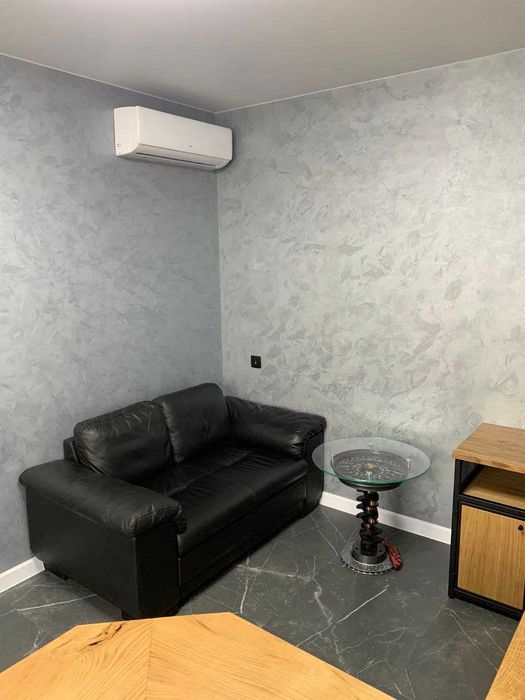 Здам офісне приміщення В. Стельмаха (100 м.кв)
