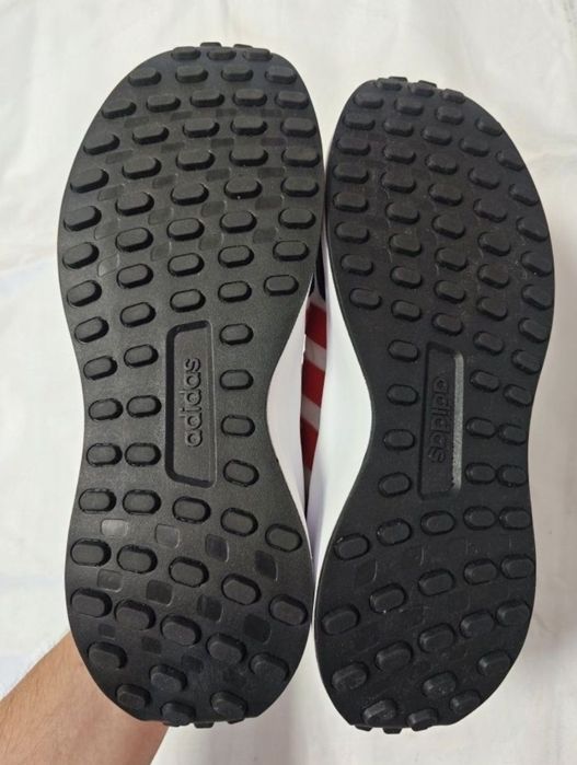 Чоловічі кросівки  adidas Run 70s  44р